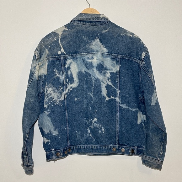 Vintage Calvin Klein 1980’s Washed Denim Jacket Size L - Picture 2 of 8